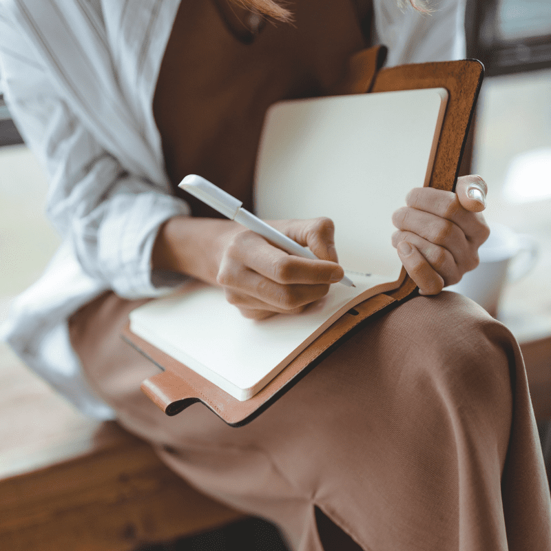 6 Simple Tips To Get Into The Habit Of Journaling